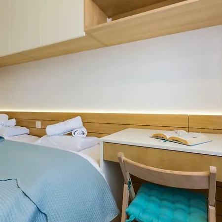 Delights זלאטיבור